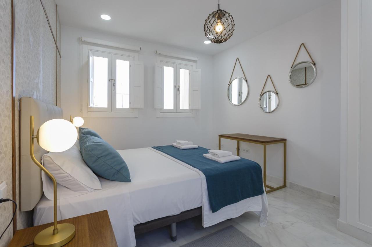 Apartamentos La Brujula By Cadizrentals Bagian luar foto